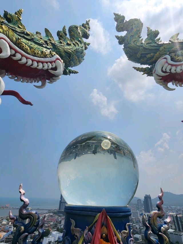 สำนักสงฆ์เขาพระครู ศรีราชา