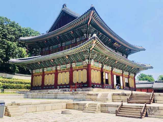 When in Changdeokgung Palace 