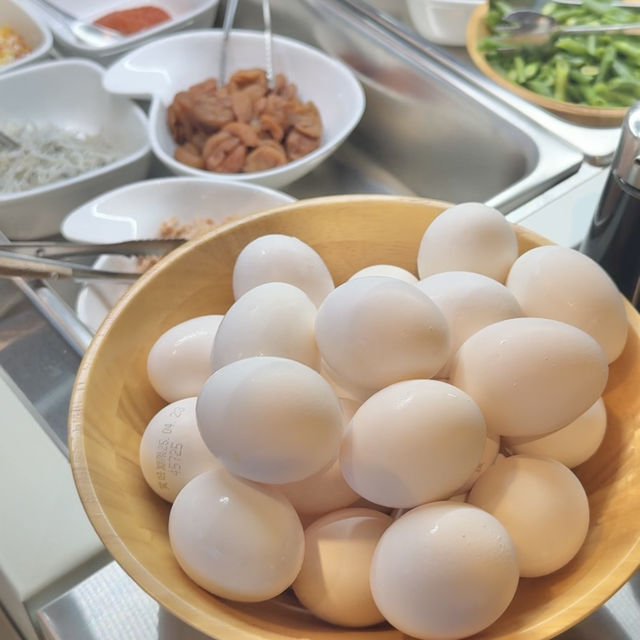 リニューアル‼️したばかりの温泉宿の朝食