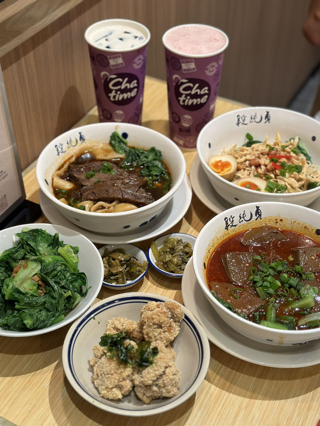段純貞 | 過江龍台灣牛肉麵 