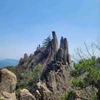 Rocky Trails & Temple Feels at Gayasan’s 