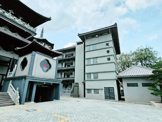 Foo Hai Monastery 