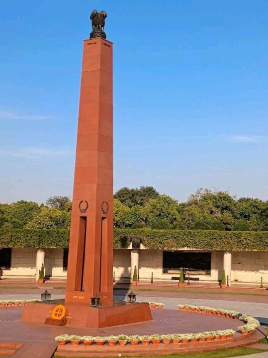 🇮🇳 India Gate – A Timeless Tribute in the Heart of Delhi 🌆