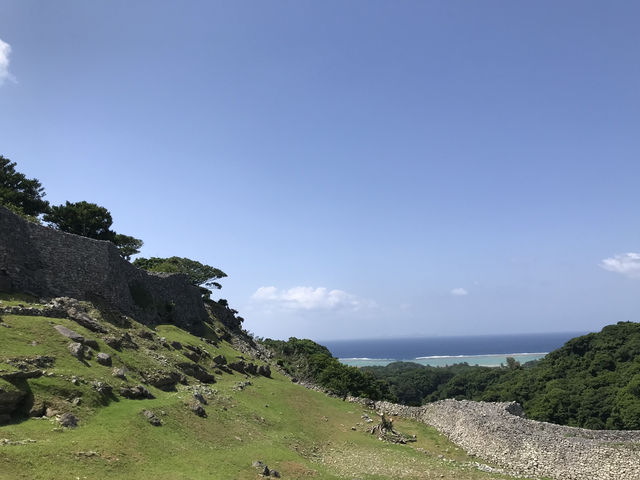 沖繩自由行（史跡 今歸仁城）海岸線可看到戰機飛過