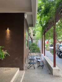 HOW Cafe