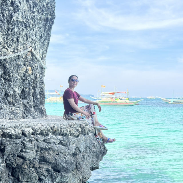 Sun+sky+water+sand=Happiness in Boracay