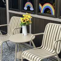 Calm and Coff Cafe 