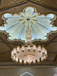 한 줄 한 곡선까지 아름다웠던 곳, Qasr Al Watan 