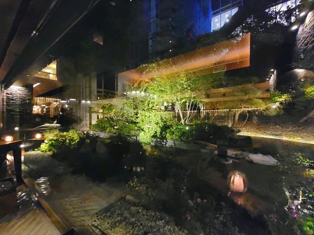 니시테츠 그랜드 호텔(西鉄グランドホテル) GROTTO(동굴) 夜のアフタヌーンティー