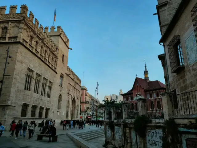 La Lonja Is Valencia’s Coolest Old Building
