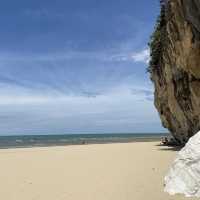 หาดเขากะโหลก (Khao Kalok Beach)🌊