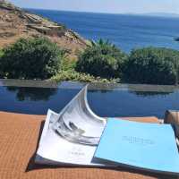 Odera Tinos, Autograph Collection