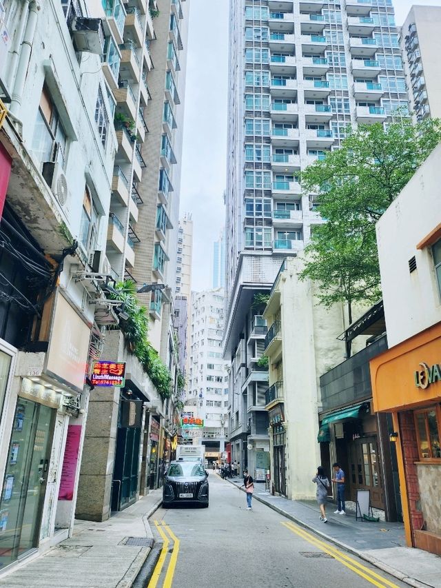 從皇后大道東23號走到183號