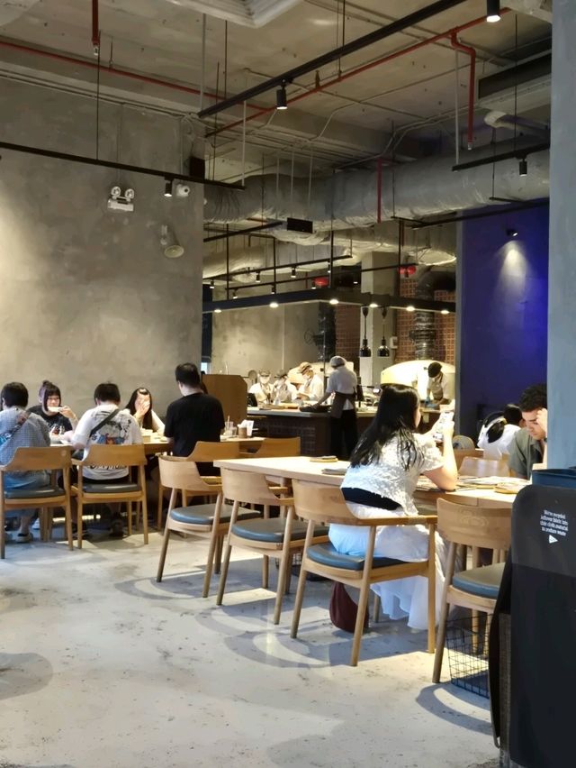 다낭에서 만난 피자맛집 Pizza 4P’s