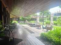 ANdAZ พัทยา โรงแรมในสวน ริมทะเล