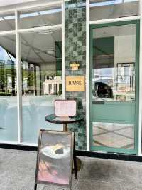 From Park Path to Patio Table — The Chill Way into KLCC