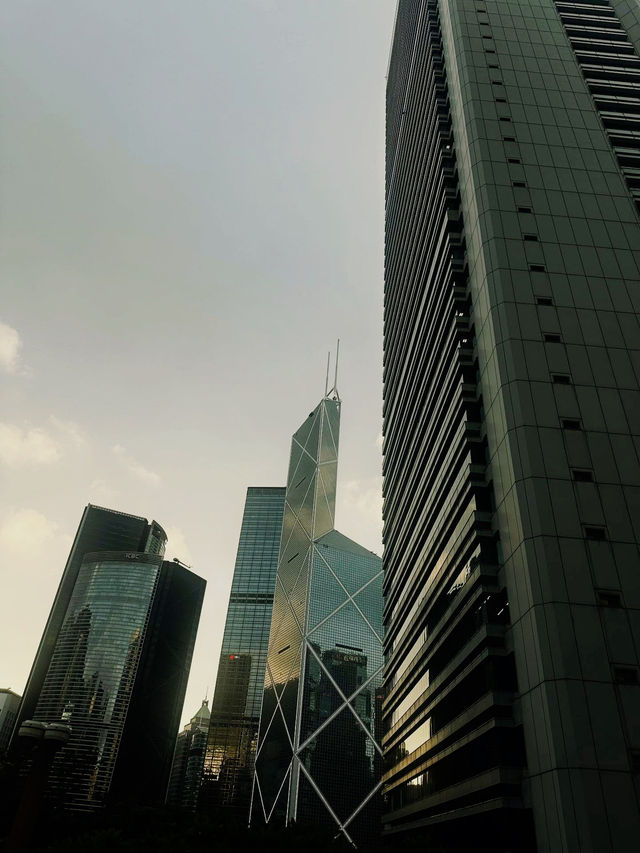 Island Shangri-La Hong Kong