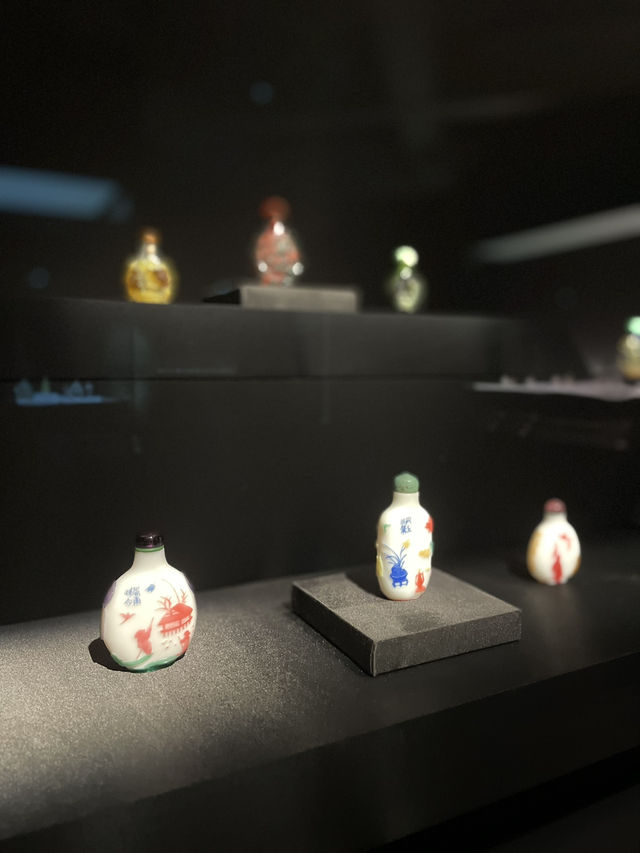 🇭🇰 An exhibition of snuff bottles in Hong Kong museum of art 🇭🇰 An exhibition of snuff bottles in Hong Kong museum of art