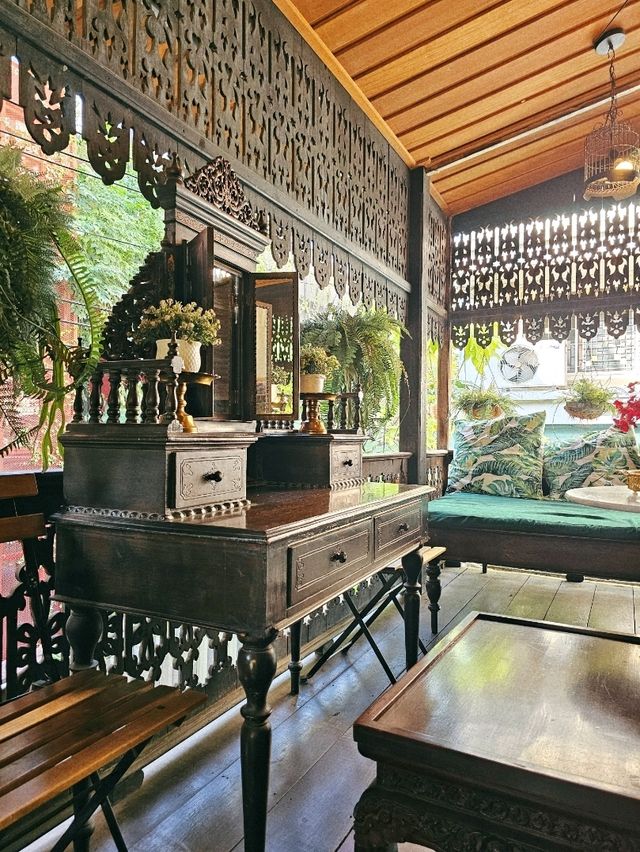 บ้านขนมปังขิง คาเฟ่โบราณ✨️