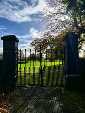 🌳 Adare Park – การหลีกหนีอันเงียบสงบในมณฑล Limerick 🌳