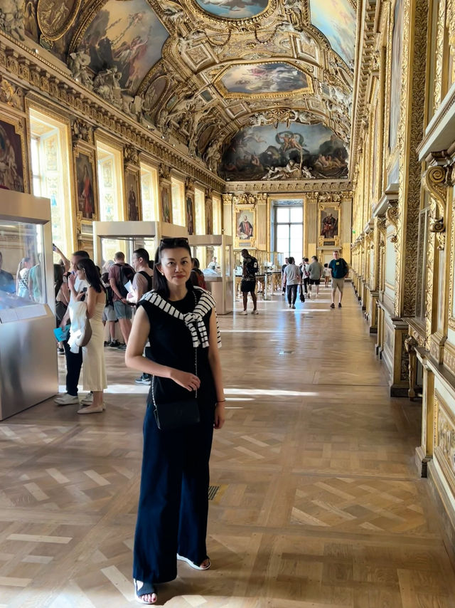 The Louvre 🎨 a museum that feels like a palace 👑