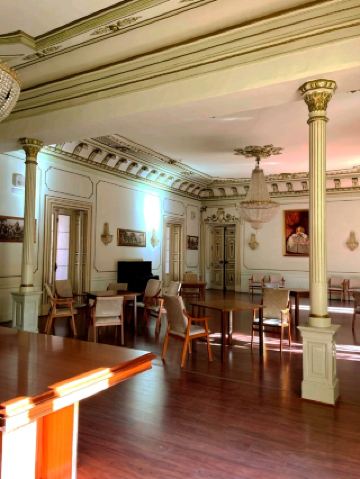 A Sanatorium with an Underground Tunnel Connecting to the Royal Palace of Aranjuez