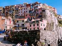 Manarola: A Colorful Fairytale on the Cliffs