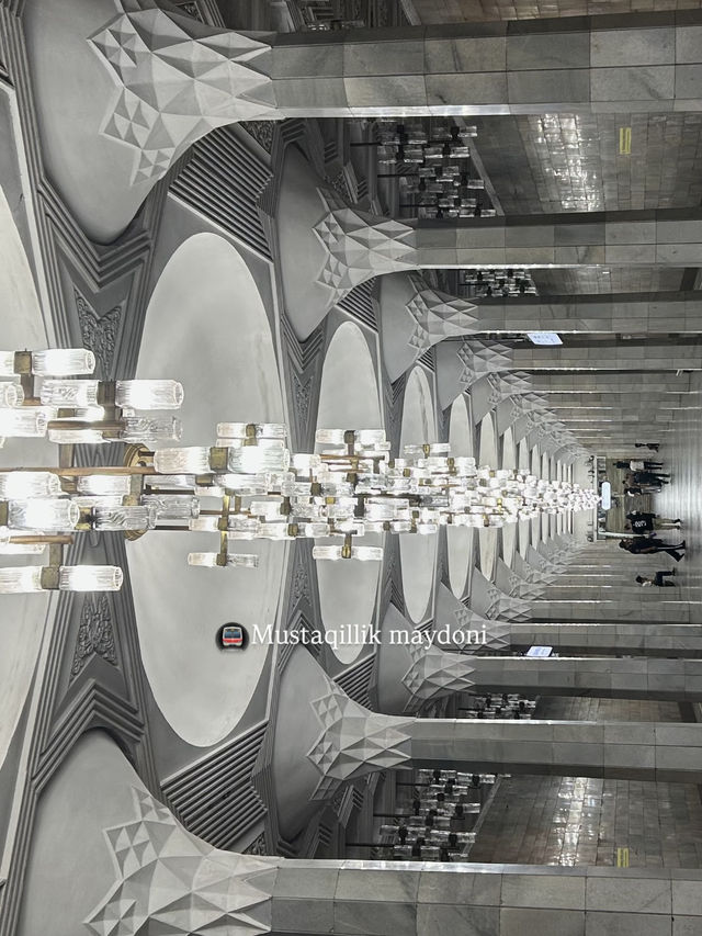 🇺🇿【Tashkent Metro】地下に広がる美術館