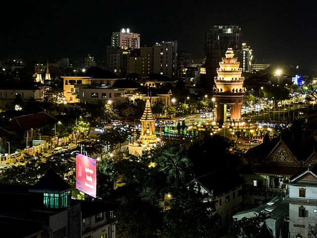 🇰🇭 獨立紀念碑វិមានឯករាជ្យ+西哈努克國王紀念公園ស្ដូបព្រះ ករុណា ព្រះបាទសម្តេច នរោត្តម សីហនុ "ព្រះបរមរតនកោដ្ឋ"  
