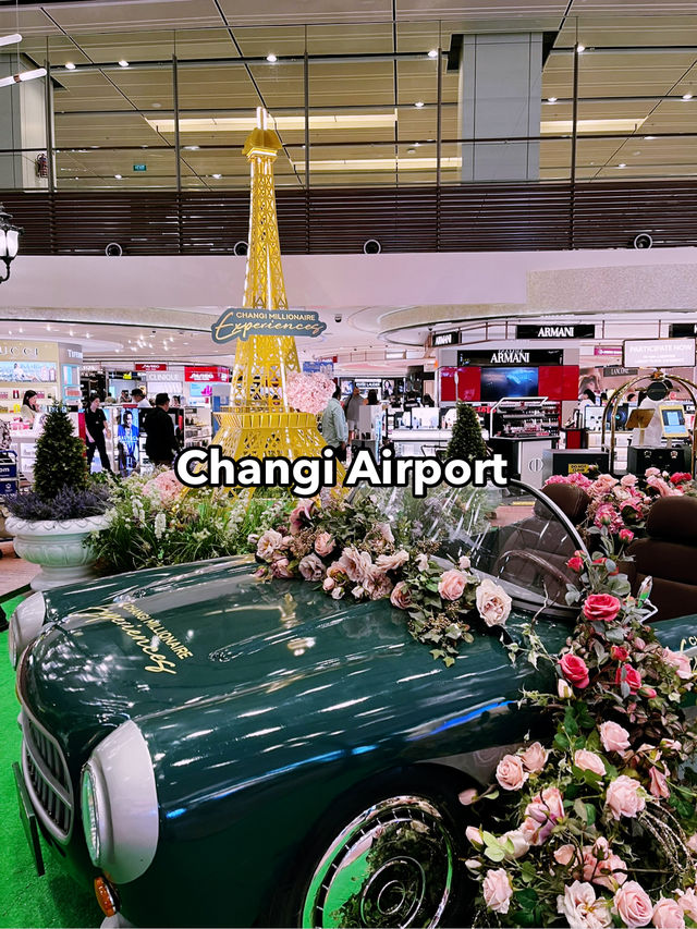Changi Airport: World-Class Haven of Greenery and Comfort Changi Airport: World-Class Haven of Greenery and Comfort