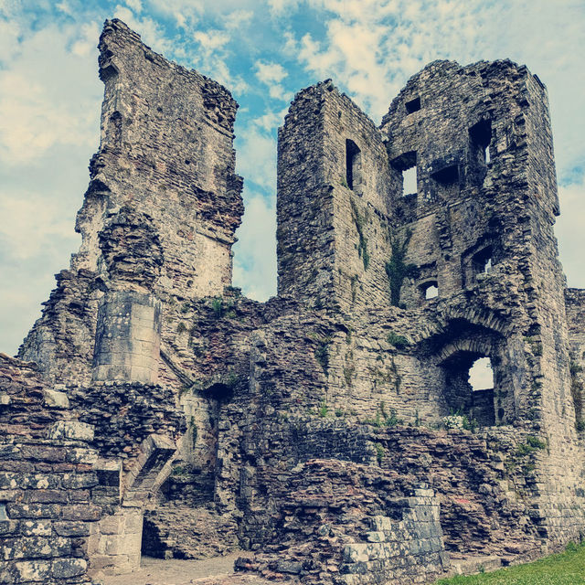 Stone and Silence: A Solo Wander Through Coity Castle