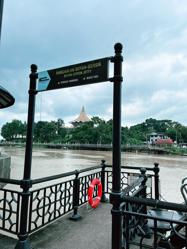 Must-Stay Gem: Imperial Riverbank Hotel & Its Artistic Treasure 