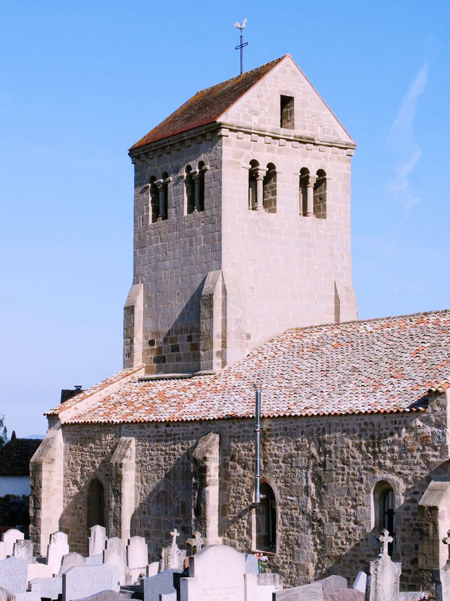 Solo in a Saint's Shadow: The Crypt of Saint-Ferréol