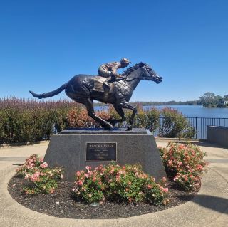 ไร่องุ่นอันมีเสน่ห์ที่ Michelton Winery
