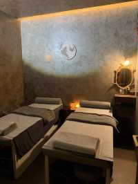 深圳關口旁的星座主題按摩