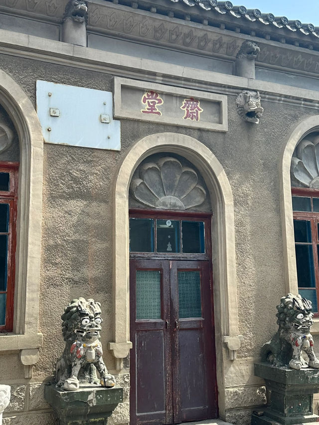 🙏 A Glimpse Into Local Buddhist Life — Huguo Pusa Temple (护国般若寺)