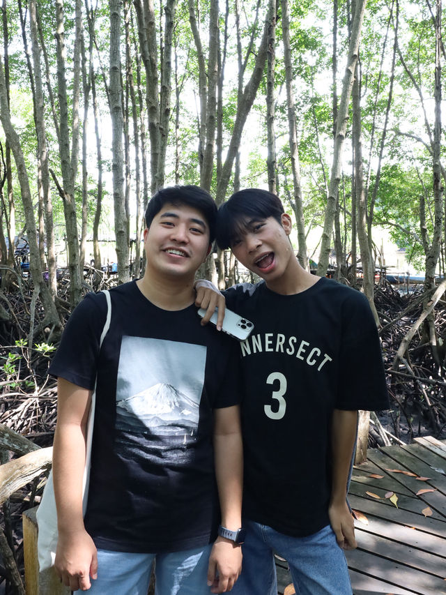 ทุ่งโปรงทอง 🌳 ทุ่งโปรงทอง 🌳