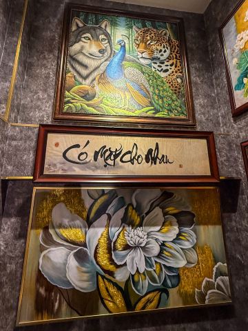🎨 禅、牡丹、ニャチャン中心部の静かな一角 (ティンラック ZEN ART