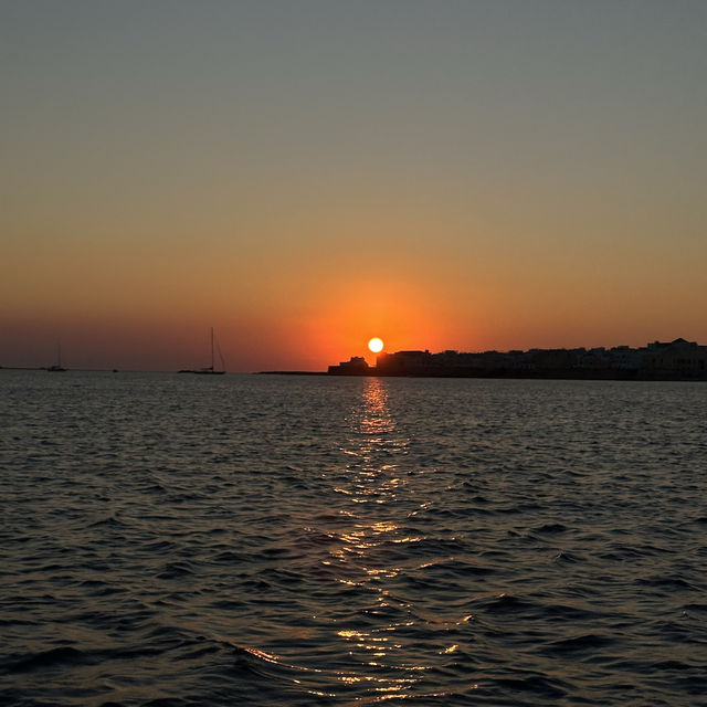 Salento: sea sunset & lighthouse