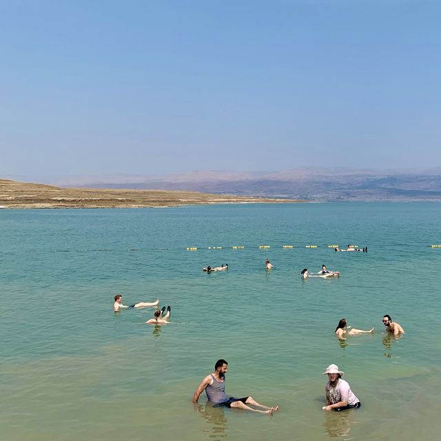 😍 FLOATING time at DEAD SEA 🌊 