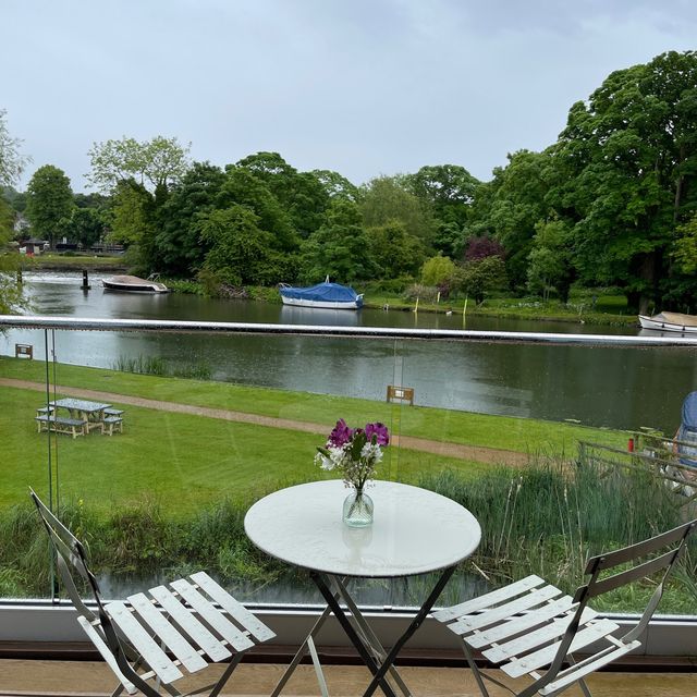 The Swan at Streatley Country Hotel 🦢 