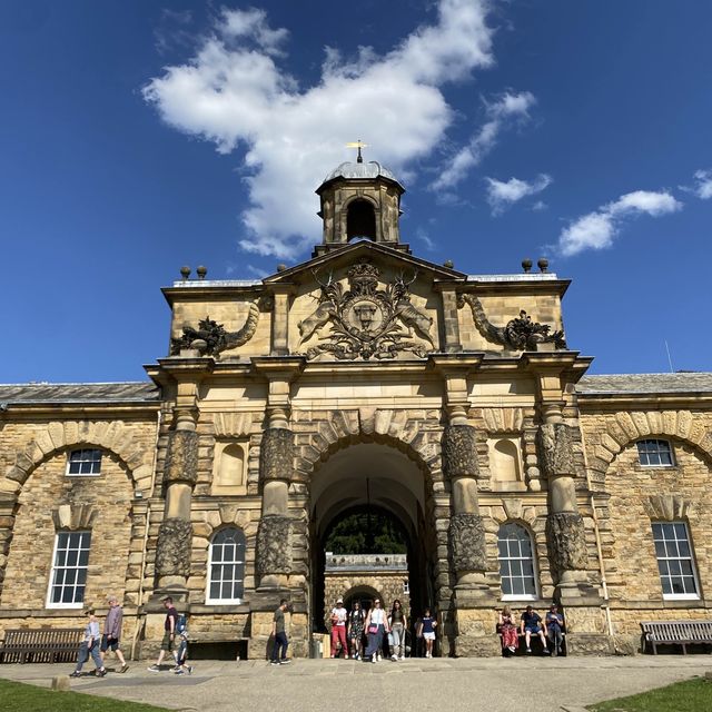 Chatsworth House:A Regal Sojourn Through Time