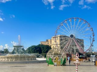 Triton Fountain in Malta, a Christmas wonderland
