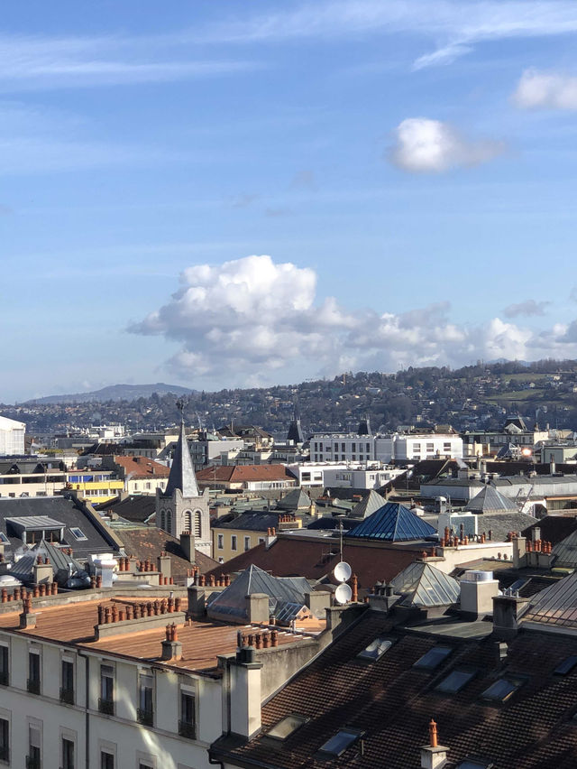 🇨🇭｜The 4 star hotel with brilliant view in Geneva 