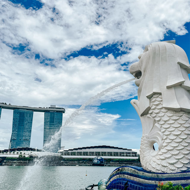 Singapore: A Fusion of Future and Tradition