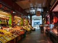 Shopping in Triana Market 🇪🇸