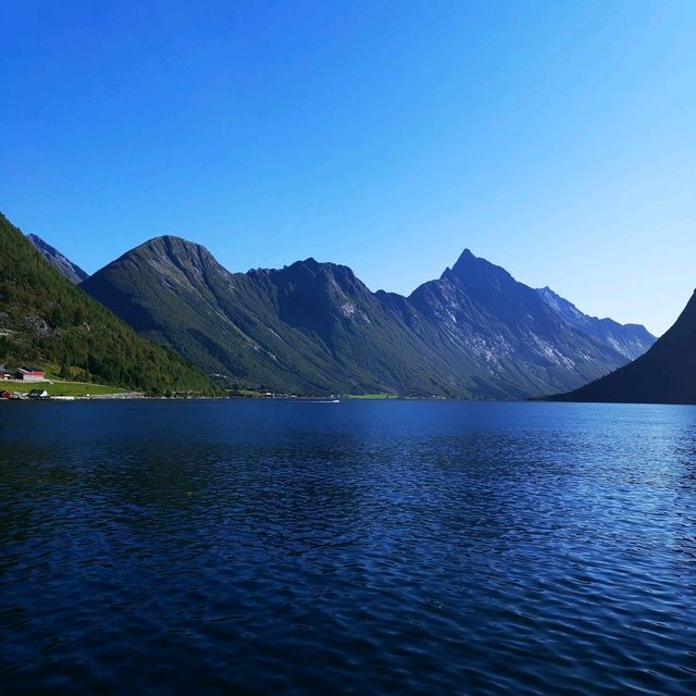 Hjørundfjord Ferry Adventure: Norway's Hidden Fjord Gem