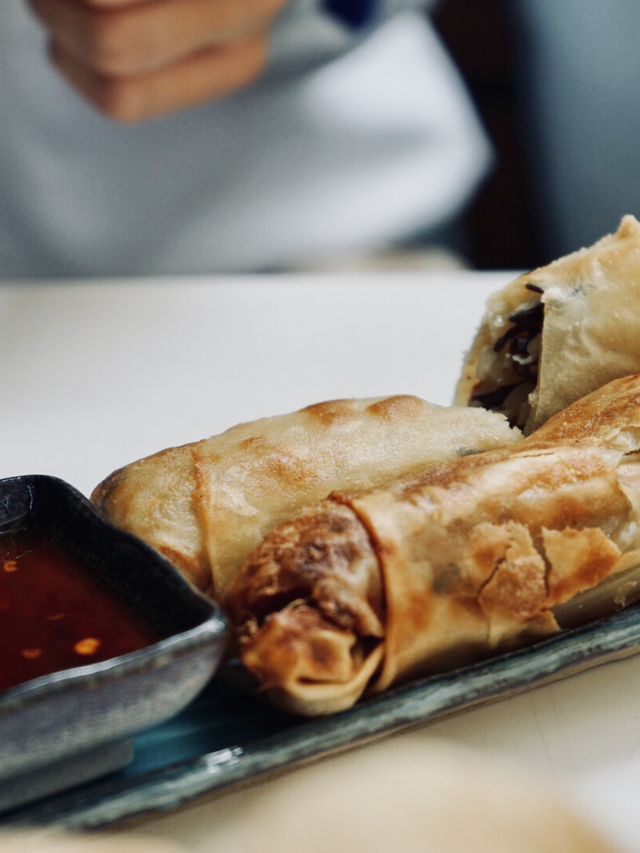 London｜Cosy restaurant with tasty Thai food 