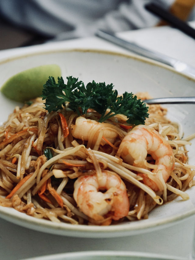 London｜Cosy restaurant with tasty Thai food 