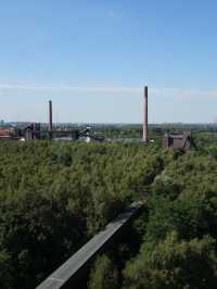 Zeche Zollverein: Industrial Heritage and Modern Design 